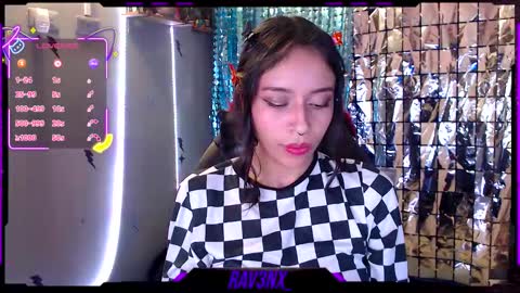 Snapshot of rav3nx_ chatting on 10/27/25, 03:10 online show from 10/27/25, 03:10