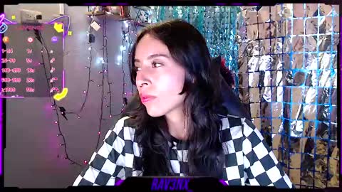   online show from 05/12/26, 10:51