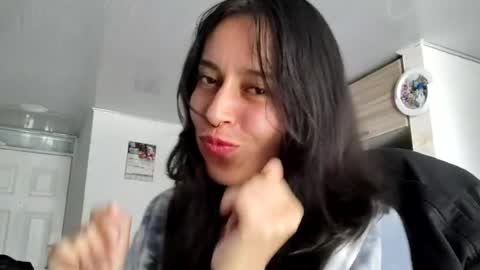   online show from 06/11/26, 09:46