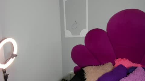 raven_loove online show from 07/28/26, 07:39