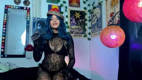 raven  online show from 12/14/25, 11:53