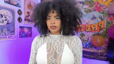 Snapshot of raven_luv chatting on 01/14/26, 01:44 raven online show from 01/14/26, 01:44
