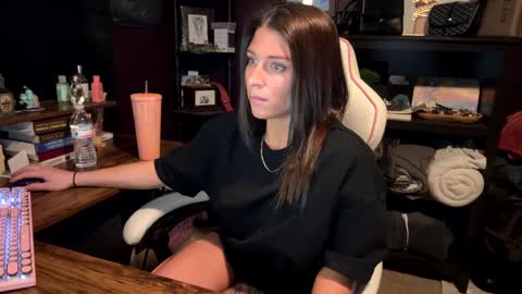 raven_ravish online show from 03/11/25, 12:44