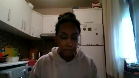 Snapshot of ravenbby chatting on 05/02/26, 09:58 ravenbby online show from 05/02/26, 09:58