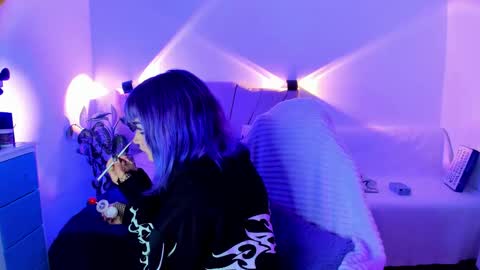 ravencollen online show from 12/02/25, 01:22