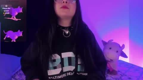 Snapshot of ravendark_666 chatting on 11/21/25, 02:32 Raven online show from 11/21/25, 02:32