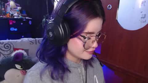 Snapshot of raventh_ chatting on 10/26/25, 11:16 raventh_ online show from 10/26/25, 11:16