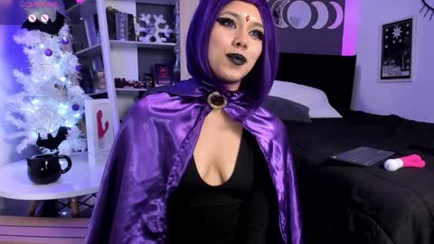 Raven Witch online show from 12/07/24, 12:19