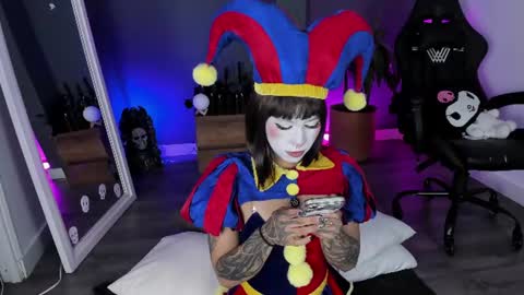 Raven Witch online show from 06/12/26, 07:46