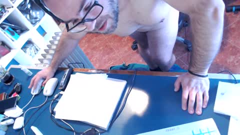 ravingr3d3 online show from 02/03/25, 03:17