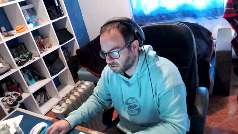 ravingr3d3 online show from 02/04/25, 09:07