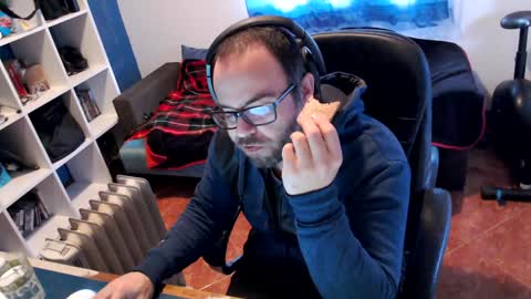 ravingr3d3 online show from 02/06/25, 09:00