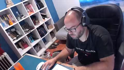 ravingr3d3 online show from 09/23/25, 09:01