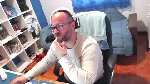 ravingr3d3 online show from 05/13/26, 01:30