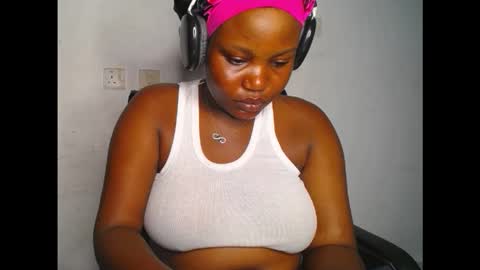 Annie online show from 10/23/25, 02:55