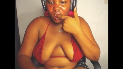 Annie online show from 10/25/25, 07:08