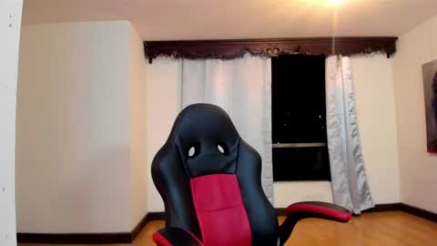 Snapshot of rawmathews chatting on 09/16/25, 04:57 rawmathews online show from 09/16/25, 04:57