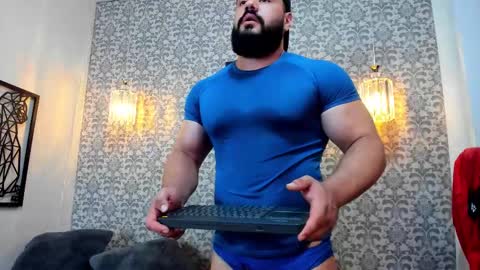 Snapshot of rawmathews chatting on 10/22/25, 09:03 rawmathews online show from 10/22/25, 09:03