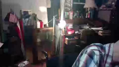 Snapshot of ray1776ray chatting on 10/08/25, 01:25 ray1776ray online show from 10/08/25, 01:25