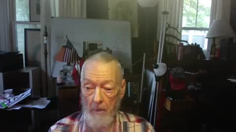 Snapshot of ray1776ray chatting on 10/08/25, 01:42 ray1776ray online show from 10/08/25, 01:42