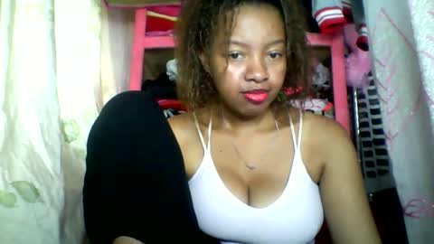 Snapshot of rayana_69 chatting on 05/09/26, 01:27 rayana_69 online show from 05/09/26, 01:27