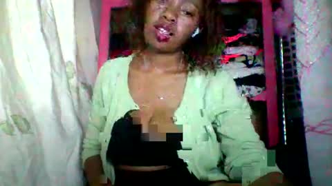 Snapshot of rayana_69 chatting on 05/10/26, 02:55 rayana_69 online show from 05/10/26, 02:55