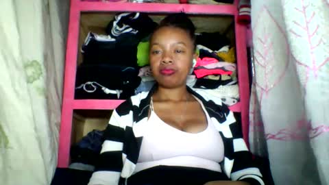 Snapshot of rayana_69 chatting on 05/16/26, 12:51 rayana_69 online show from 05/16/26, 12:51