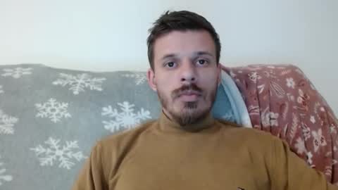 Snapshot of rayann27 chatting on 12/15/25, 11:20 rayan online show from 12/15/25, 11:20