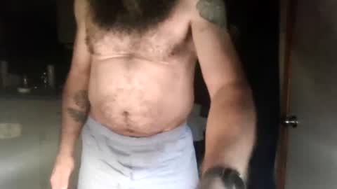 Snapshot of raybob252000 chatting on 09/14/25, 04:44 raybob252000 online show from 09/14/25, 04:44