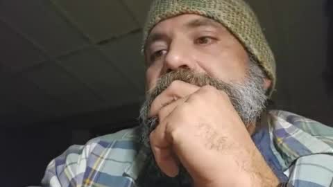 Snapshot of raybob252000 chatting on 10/20/25, 09:43 raybob252000 online show from 10/20/25, 09:43