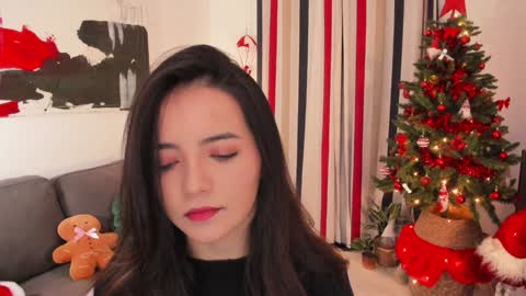 Snapshot of raychell_black chatting on 12/22/25, 04:04 Raychell Black online show from 12/22/25, 04:04