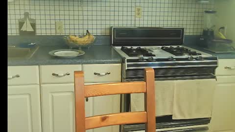 Ray online show from 10/22/25, 07:13