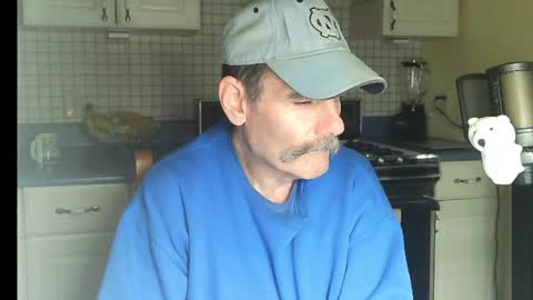 Snapshot of raylene4u2 chatting on 05/17/26, 08:12 Ray online show from 05/17/26, 08:12