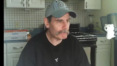Snapshot of raylene4u2 chatting on 05/23/26, 06:01 Ray online show from 05/23/26, 06:01