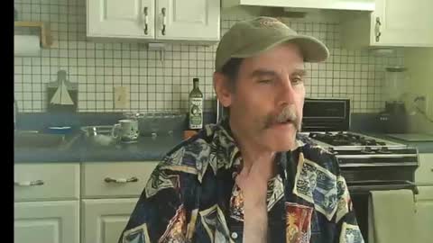 Snapshot of raylene4u2 chatting on 07/23/26, 07:01 Ray online show from 07/23/26, 07:01
