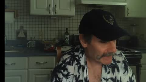 Snapshot of raylene4u2 chatting on 07/28/26, 07:39 Ray online show from 07/28/26, 07:39