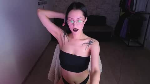 see u next time  0300 UTC 0 online show from 10/17/25, 08:17