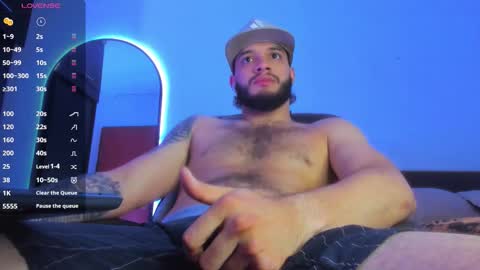 Felipe independent model online show from 10/11/25, 08:24