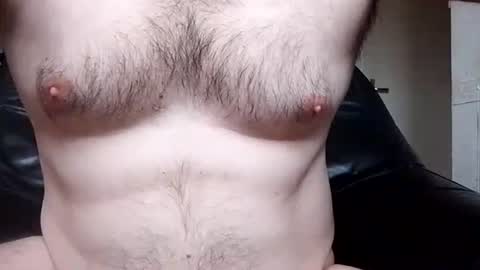 Snapshot of rayray728989 chatting on 10/28/25, 11:58 rayray728989 online show from 10/28/25, 11:58