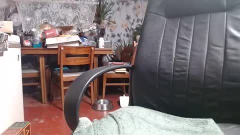 Snapshot of raysmith77777777 chatting on 01/04/25, 11:00 Ray online show from 01/04/25, 11:00