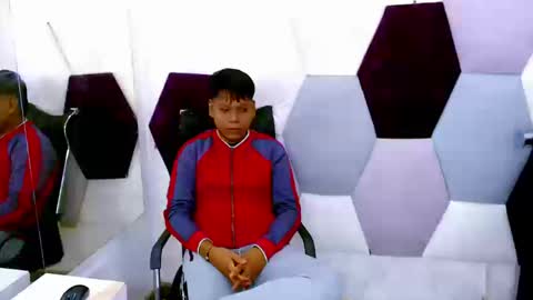 Snapshot of raystewart_ chatting on 10/18/25, 02:36 raystewart  online show from 10/18/25, 02:36