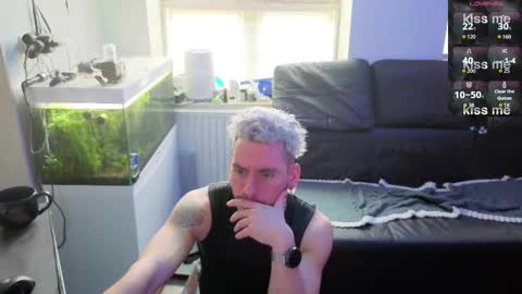 Snapshot of rayzel31 chatting on 02/08/26, 12:52 Rayzel online show from 02/08/26, 12:52