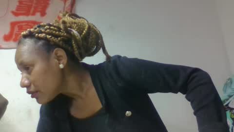 razanastine online show from 11/27/25, 06:04