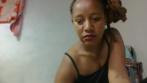 razanastine online show from 11/28/25, 10:01