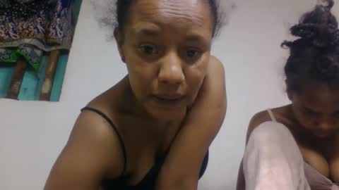 razanastine online show from 12/15/25, 10:58