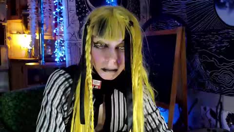  Yrriel Strife Candy-Demon Caveboy mr. Cringe   online show from 01/20/25, 10:04
