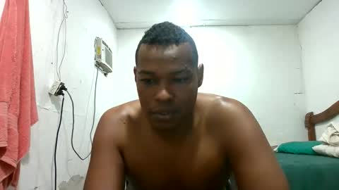 Snapshot of rc672714 chatting on 10/24/25, 05:04 rc672714 online show from 10/24/25, 05:04