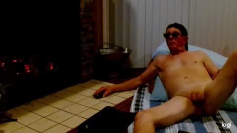 Snapshot of ready4aride2day chatting on 01/18/26, 10:41 ready4aride2day online show from 01/18/26, 10:41