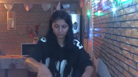 real_coupl3 online show from 05/21/26, 06:59
