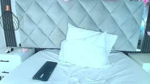 DONCELLA online show from 06/03/26, 01:36